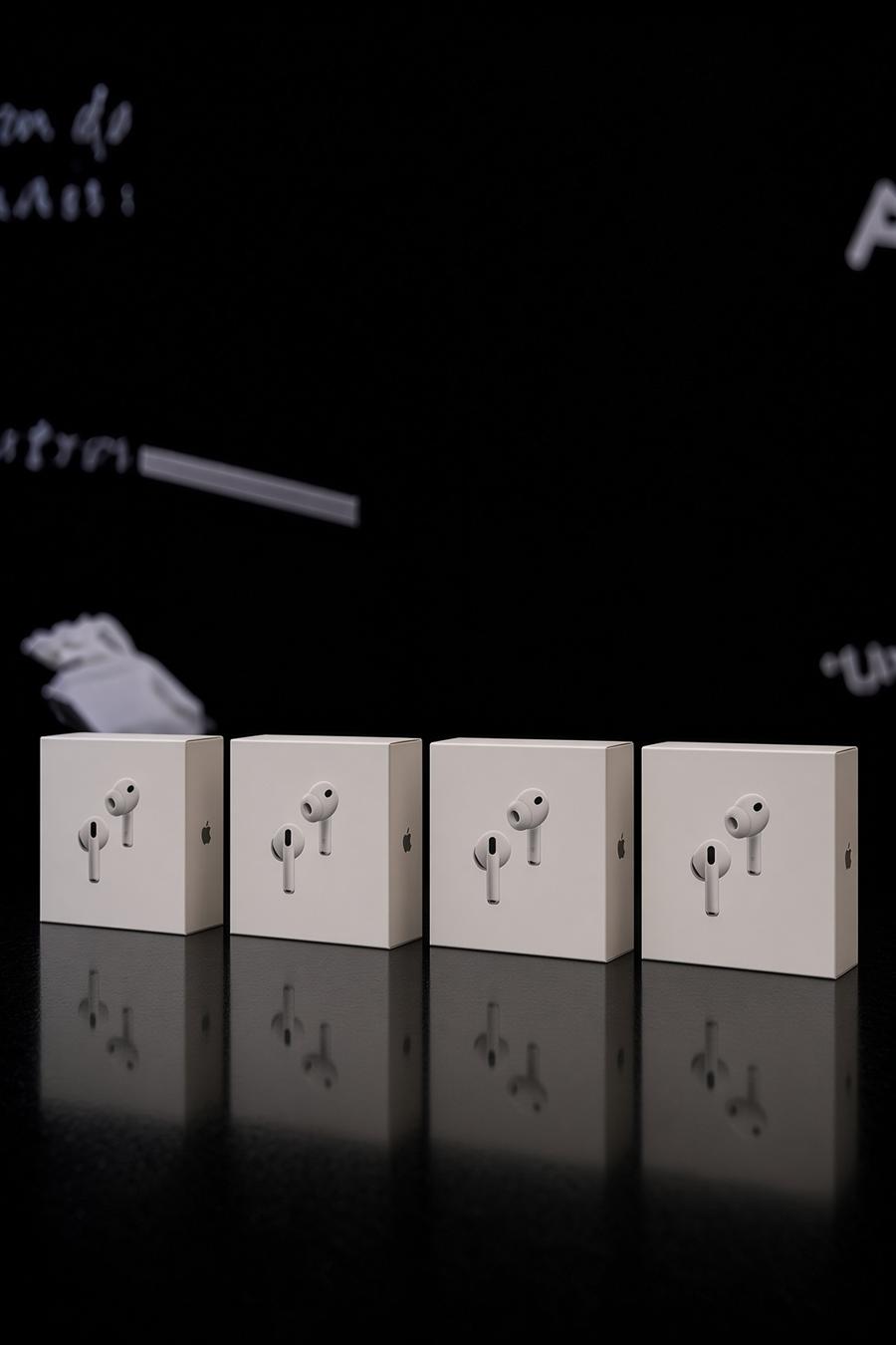 AirPods
